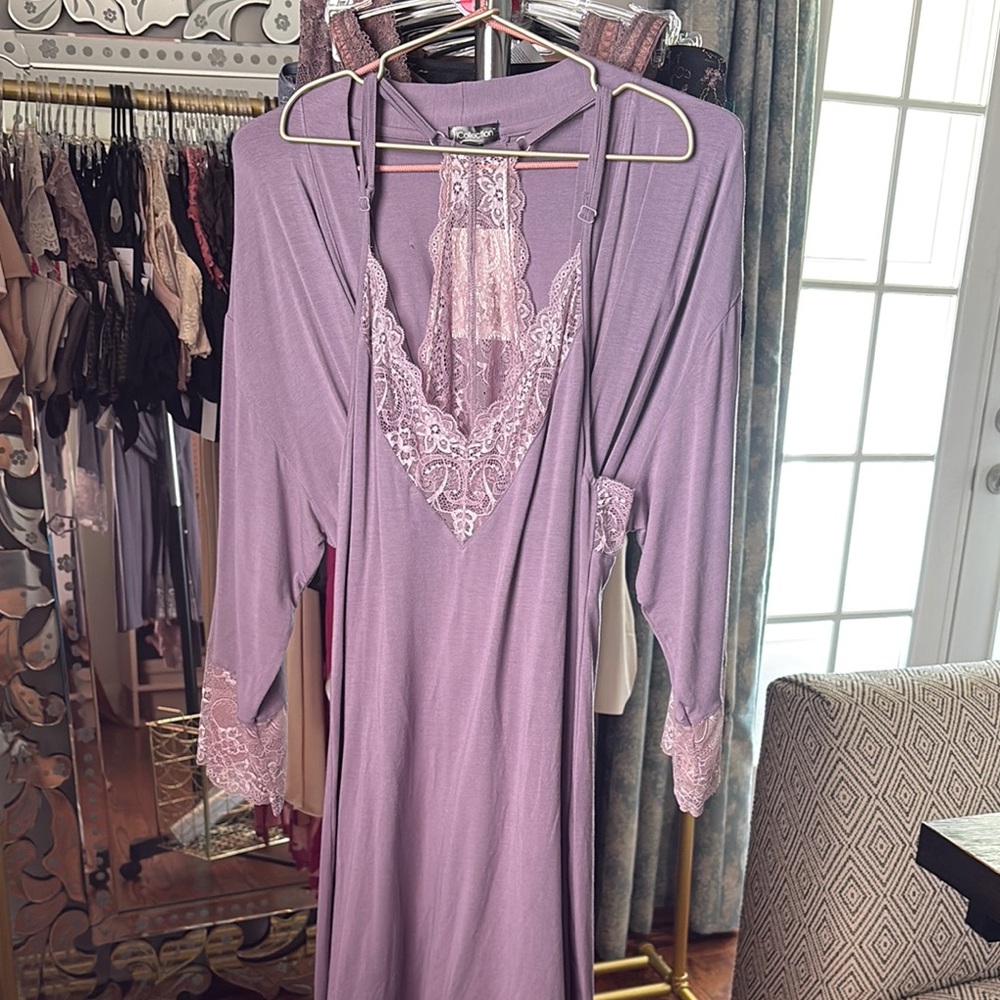 Purple Robe Set with lace trim